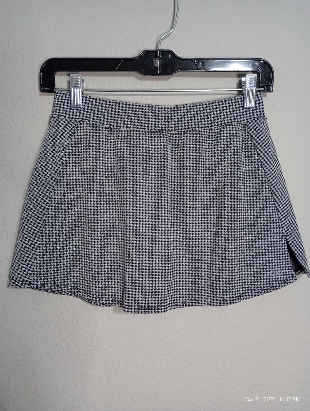 Alo Yoga Houndstooth Tennis Skirt Skort - Picture 3 of 9